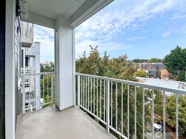 1545 NW 57th Street 501, Seattle WA 98107