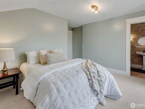 9733 Arrowsmith Avenue S, Seattle WA 98118