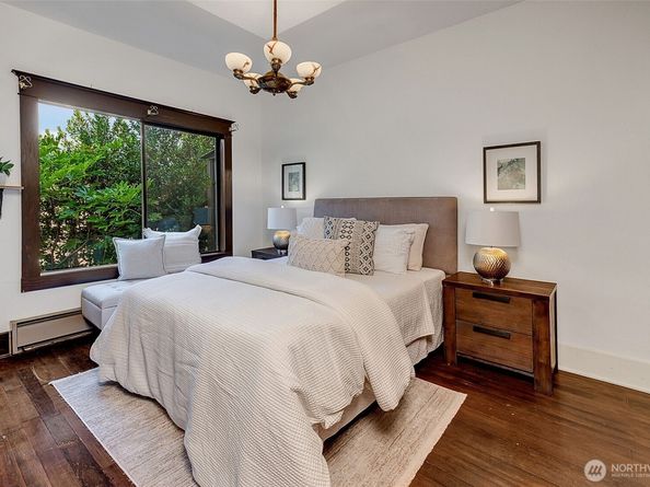 9733 Arrowsmith Avenue S, Seattle WA 98118