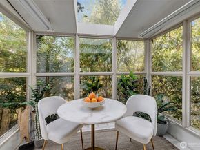 9733 Arrowsmith Avenue S, Seattle WA 98118
