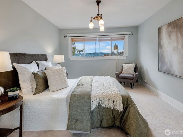 9733 Arrowsmith Avenue S, Seattle WA 98118