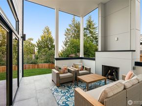 6032 50th Avenue NE, Seattle WA 98115