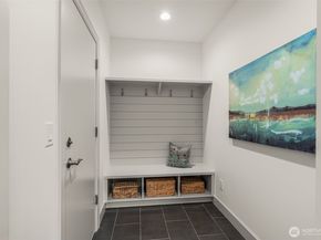 6032 50th Avenue NE, Seattle WA 98115