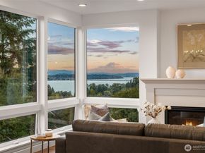 6032 50th Avenue NE, Seattle WA 98115