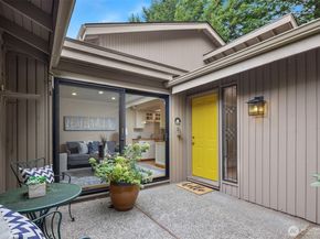 118 143rd Place NE, Bellevue WA 98007