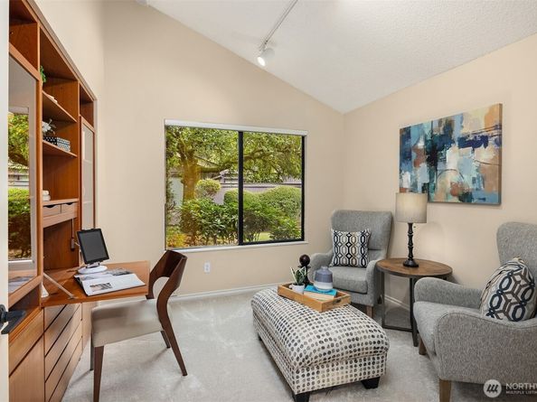 118 143rd Place NE, Bellevue WA 98007
