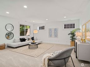 2005 105th Avenue NE, Bellevue WA 98004
