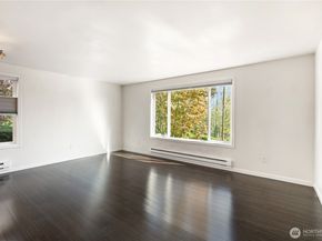 1304 Chestnut Street 5, Everett WA 98201