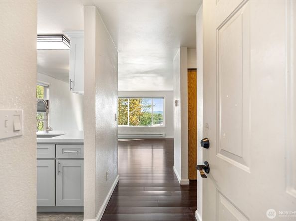 1304 Chestnut Street 5, Everett WA 98201