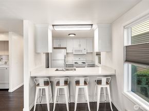 1304 Chestnut Street 5, Everett WA 98201