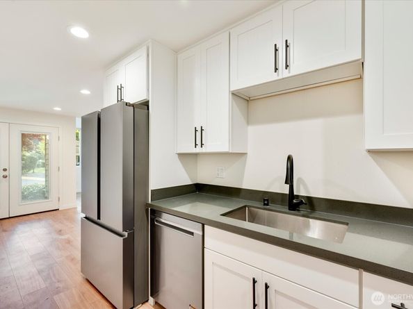 6440 139th Place NE 1, Redmond WA 98052