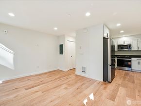 6440 139th Place NE 1, Redmond WA 98052