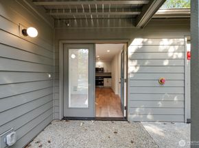 6440 139th Place NE 1, Redmond WA 98052