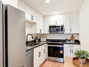6440 139th Place NE 1, Redmond WA 98052