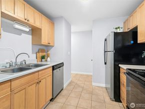 20030 66th Place W 2A, Lynnwood WA 98036