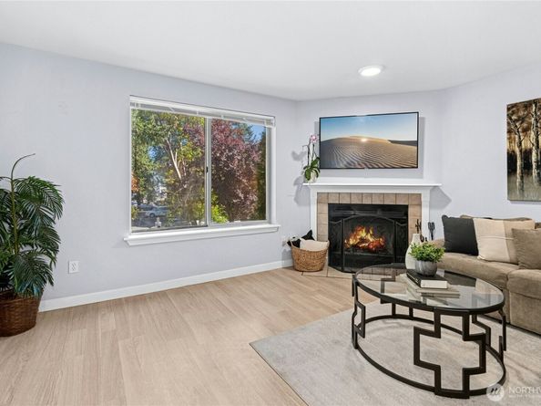 20030 66th Place W 2A, Lynnwood WA 98036