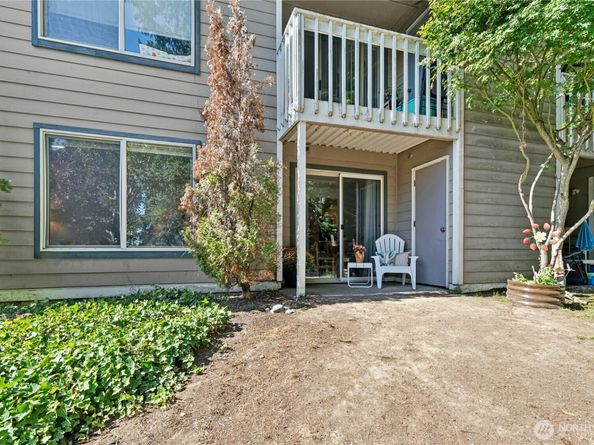 20030 66th Place W 2A, Lynnwood WA 98036
