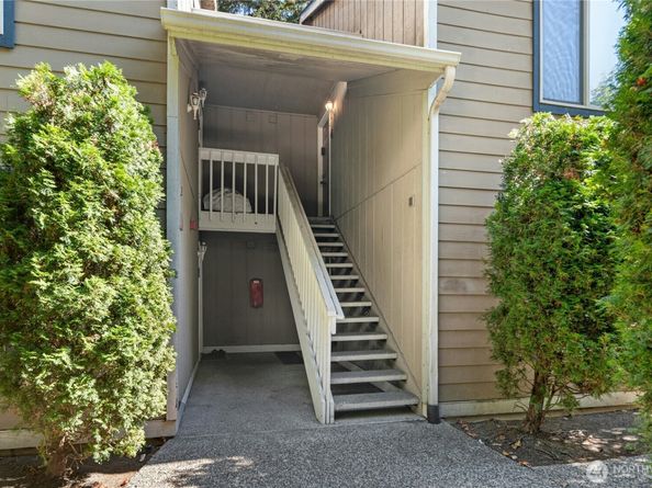 20030 66th Place W 2A, Lynnwood WA 98036