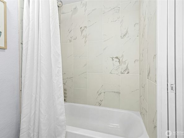 20030 66th Place W 2A, Lynnwood WA 98036