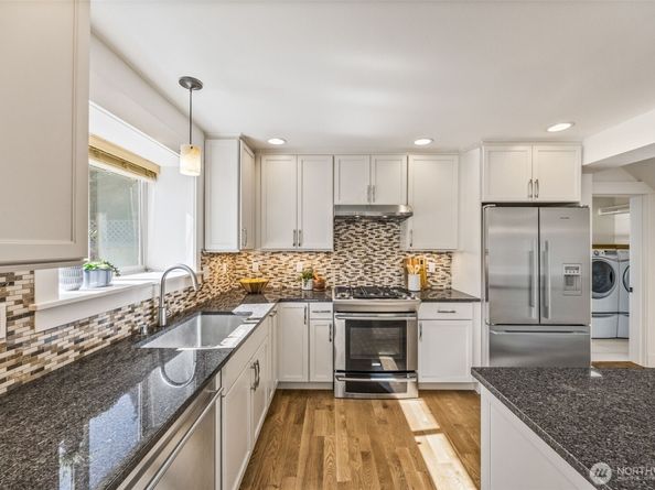 14105 143rd Avenue SE, Renton WA 98059