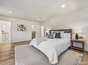 14105 143rd Avenue SE, Renton WA 98059