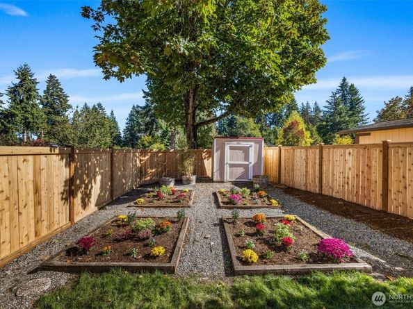 14105 143rd Avenue SE, Renton WA 98059