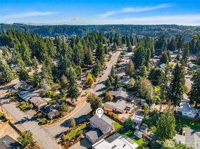 14105 143rd Avenue SE, Renton WA 98059