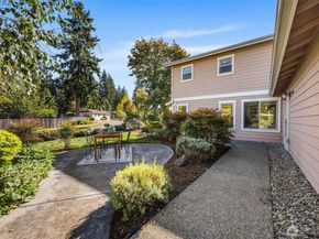 14105 143rd Avenue SE, Renton WA 98059