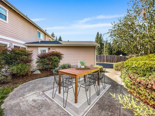14105 143rd Avenue SE, Renton WA 98059
