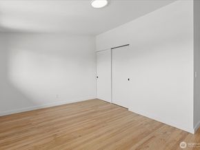 2032 123rd Avenue SE, Bellevue WA 98005