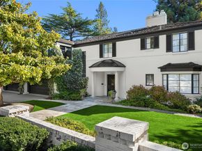 1960 Shenandoah Drive E, Seattle WA 98112