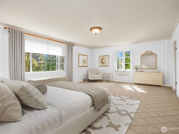 1960 Shenandoah Drive E, Seattle WA 98112
