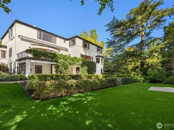 1960 Shenandoah Drive E