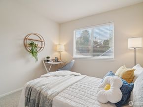 2038 30th Lane NE, Issaquah WA 98029