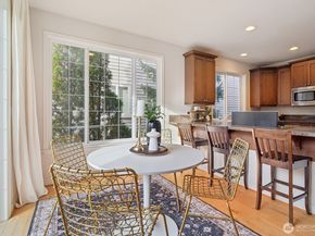 2038 30th Lane NE, Issaquah WA 98029