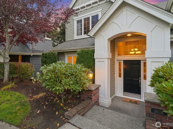 2038 30th Lane NE, Issaquah WA 98029