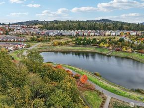 2038 30th Lane NE, Issaquah WA 98029