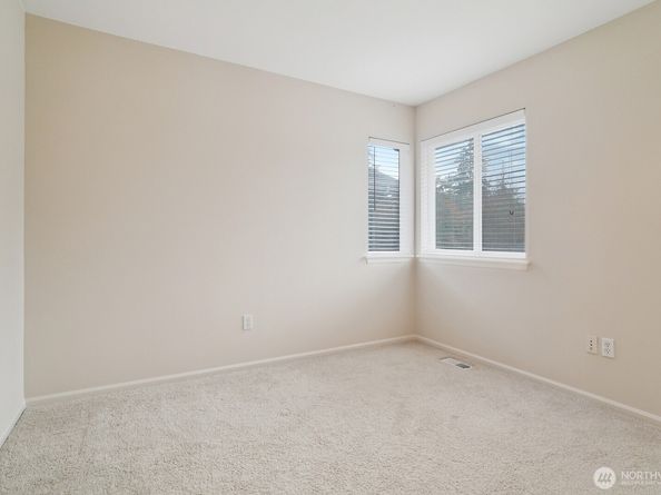 2038 30th Lane NE, Issaquah WA 98029