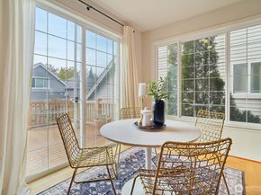 2038 30th Lane NE, Issaquah WA 98029