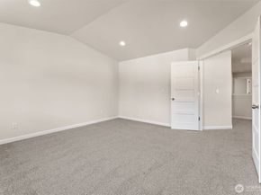 26910 30th Place S 39, Kent WA 98032