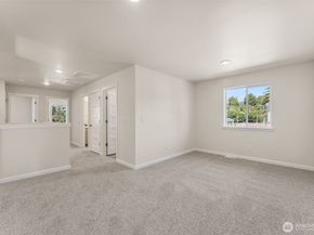 26910 30th Place S 39, Kent WA 98032