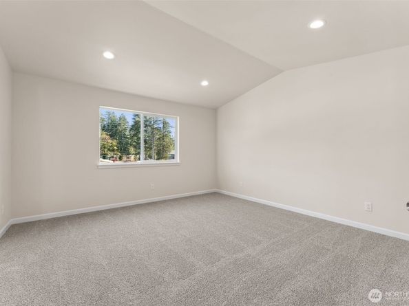 26910 30th Place S 39, Kent WA 98032