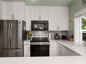 21308 48th Avenue W D1, Mountlake Terrace WA 98043