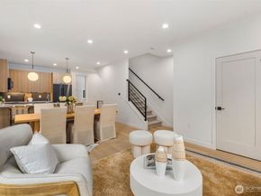 4123 B Chilberg Avenue SW, Seattle WA 98116