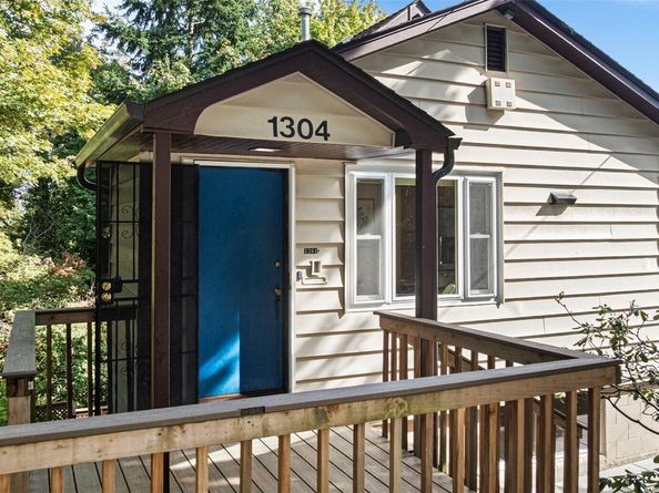 1304 15th Avenue S, Seattle WA 98144