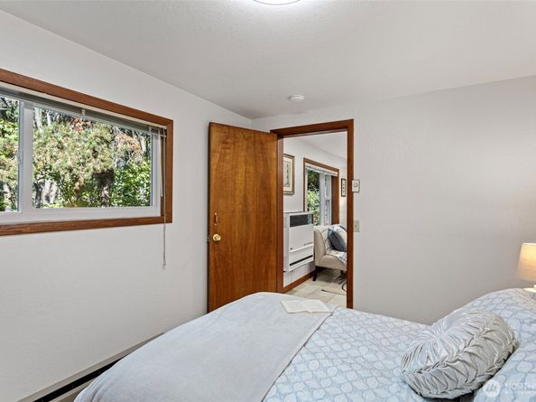 1304 15th Avenue S, Seattle WA 98144