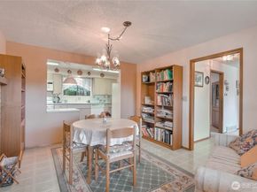 10812 101st Avenue NE, Kirkland WA 98033