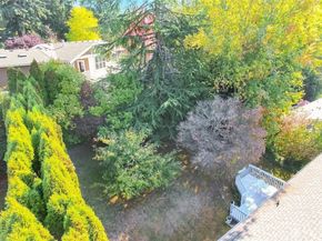 10812 101st Avenue NE, Kirkland WA 98033
