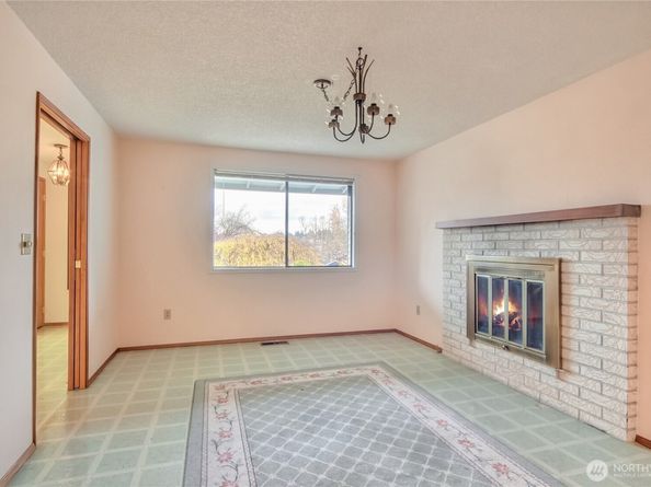 10812 101st Avenue NE, Kirkland WA 98033