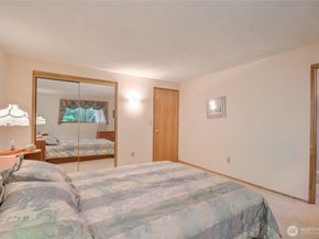 10812 101st Avenue NE, Kirkland WA 98033